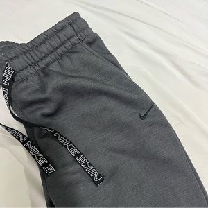Nike Women’s sweatpants. Size small.